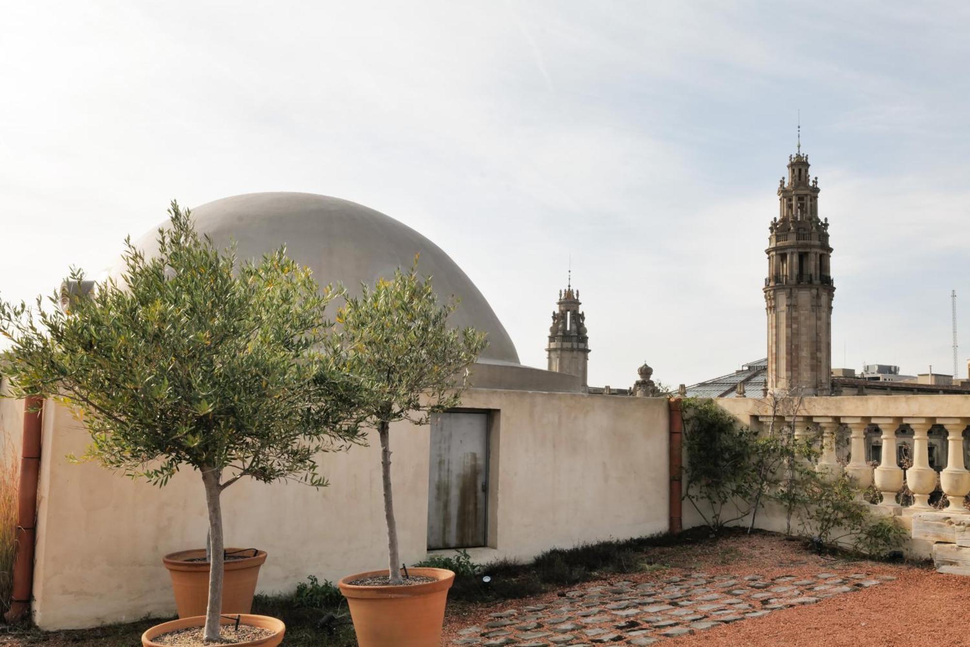 Hostal Porxos Garden Barcelona Exterior photo