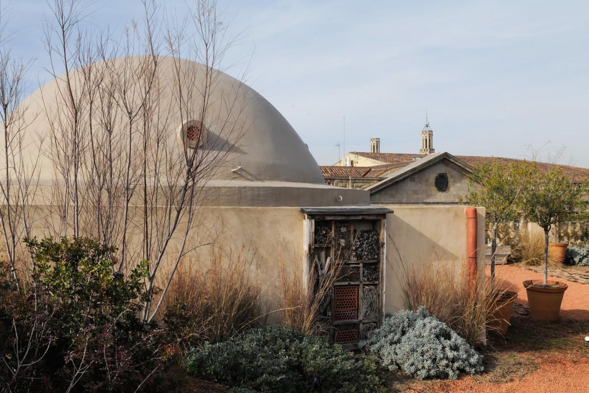 Hostal Porxos Garden Barcelona Exterior photo