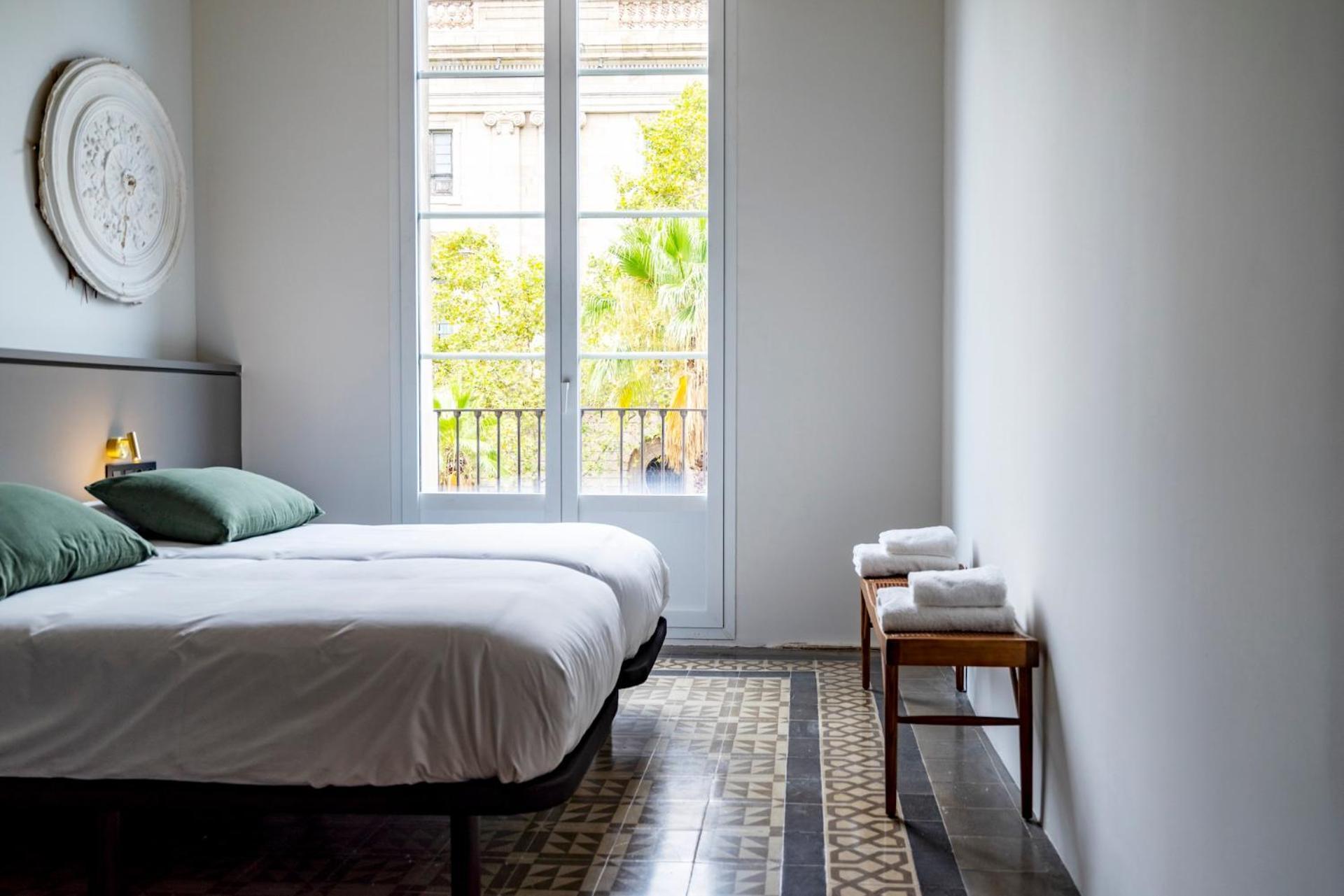 Hostal Porxos Garden Barcelona Exterior photo