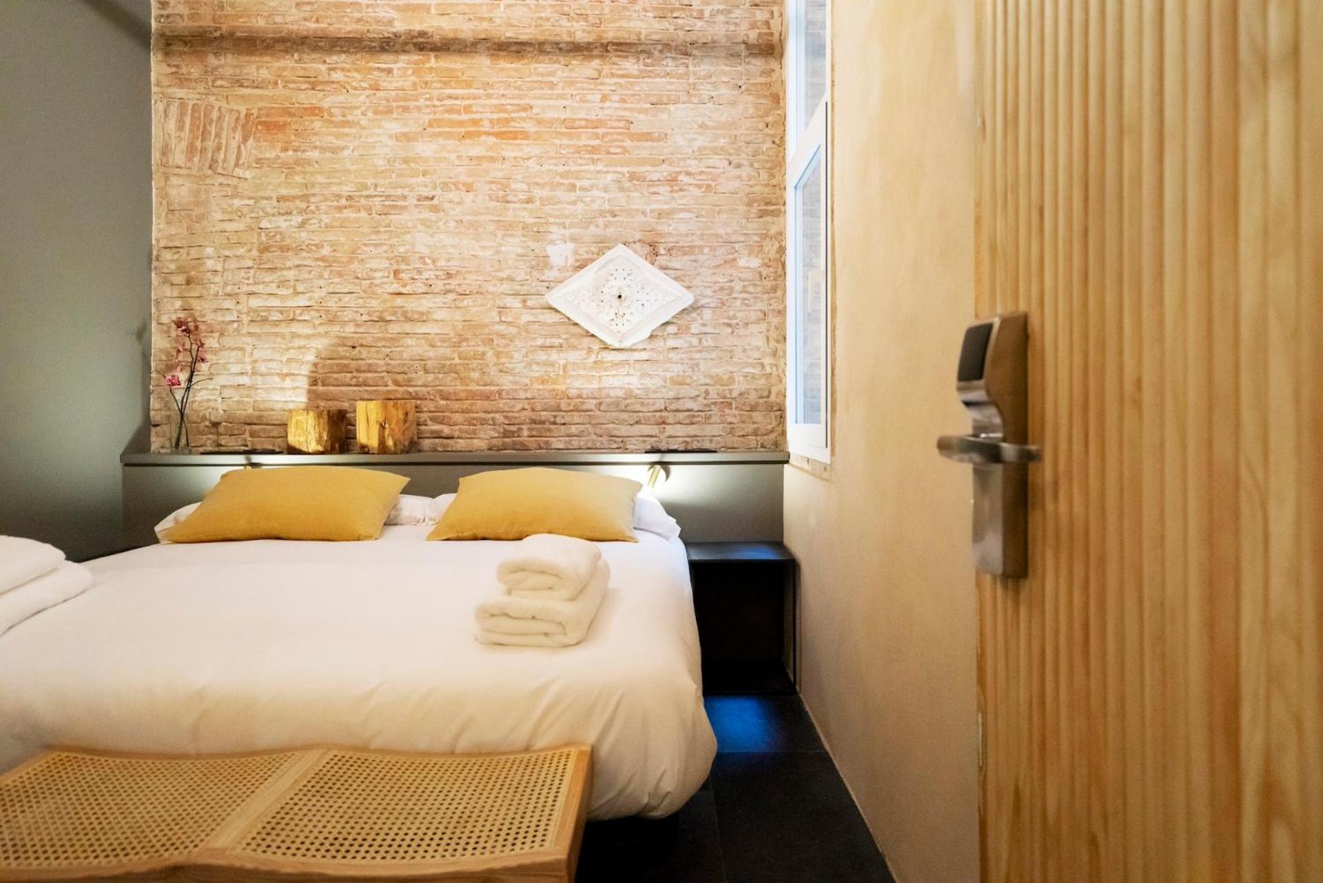 Hostal Porxos Garden Barcelona Exterior photo